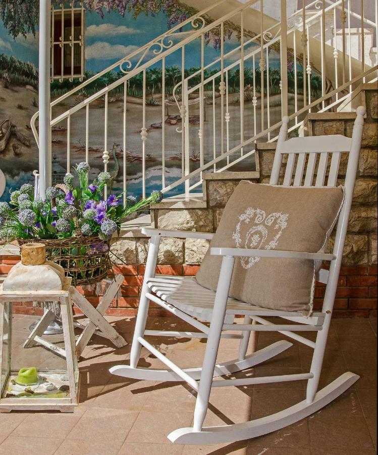 B&B Due Passi Dal Mare Cinquale Exterior foto